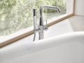 Grohe Essence Vaov batria do podlahy, chrm