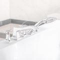 Hansgrohe Metropol Classic tvorotvorov batria na okraj vane s rukovou v tvare kra, chrm